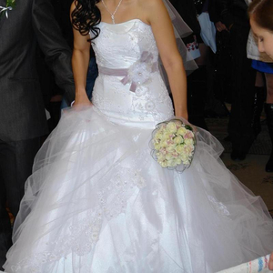продам шикарное свадебное платье. модель 2012 года