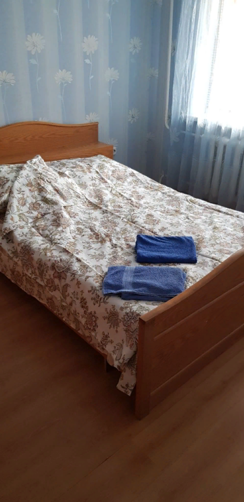 Квартира посуточно в Кобрине ул. Дзержинского 2