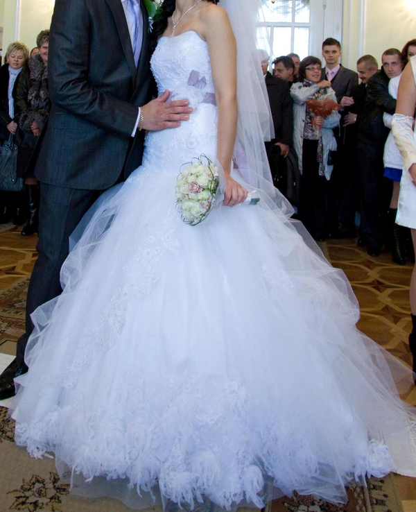 продам шикарное свадебное платье. модель 2012 года 5